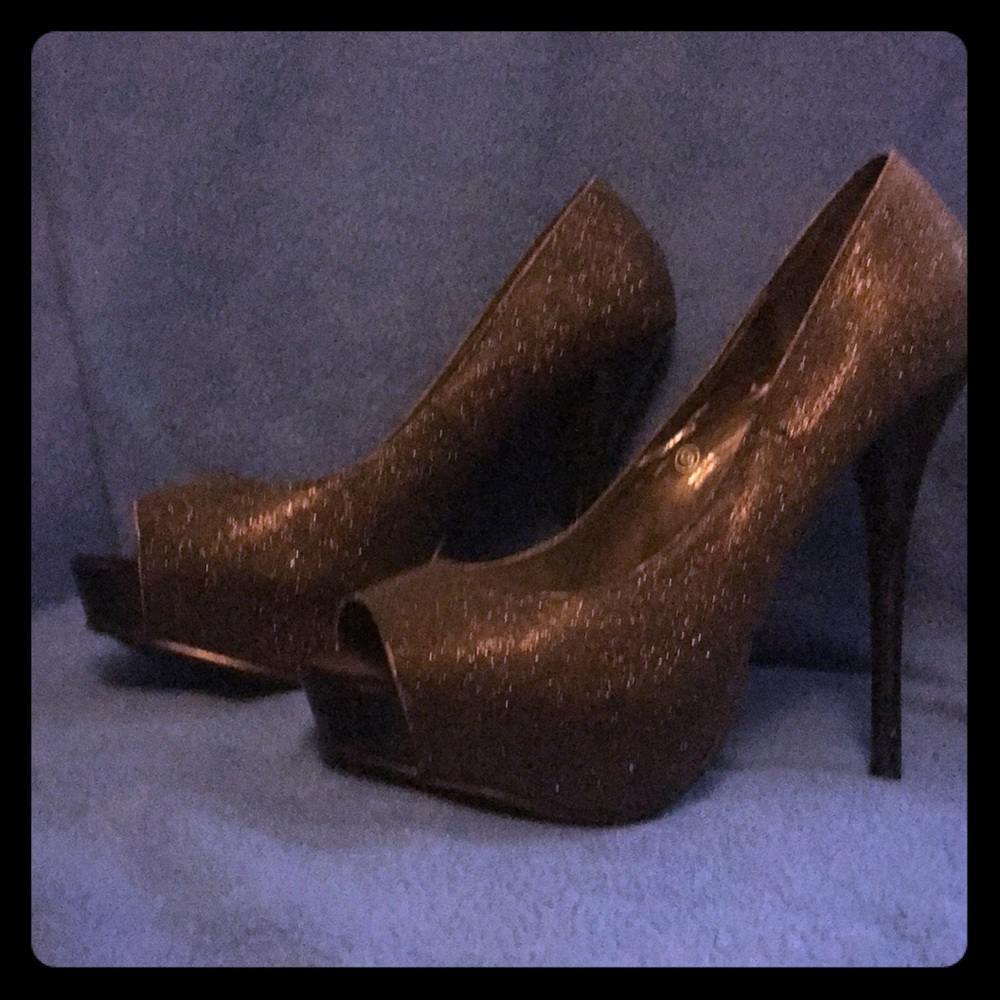 Black sparkly heels